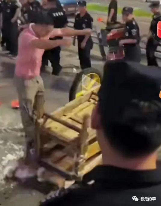 东关大叔吃瓜事件真相视频,真相视频曝光背后的故事