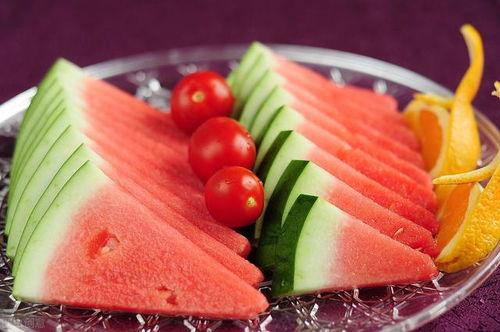 吃瓜的视频去哪里看到的,吃瓜视频的来源与传播途径